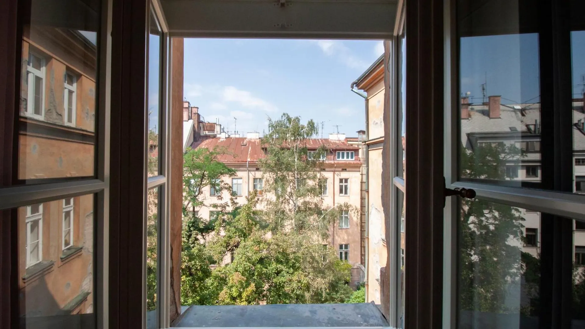 Stay Inn Apartments Ve Smeckah Praag