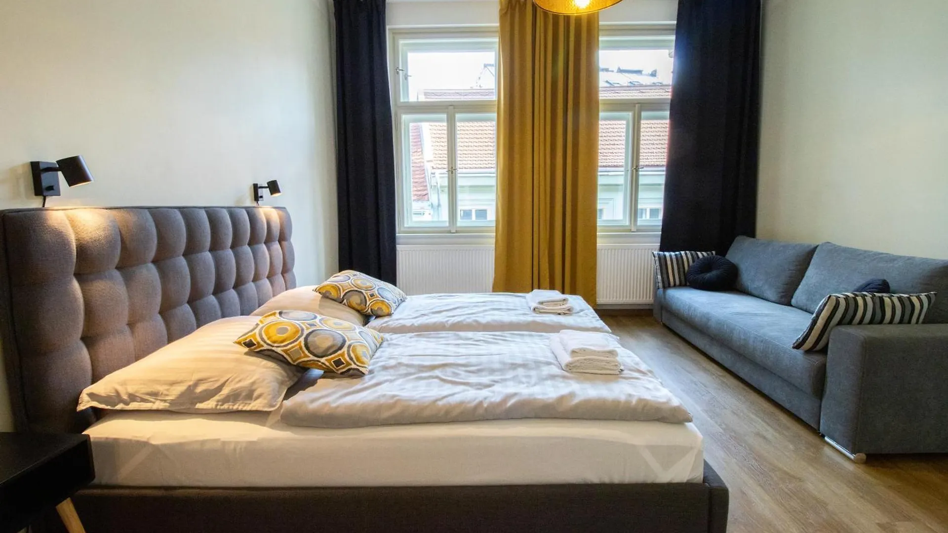 Stay Inn Apartments Ve Smeckah Praag