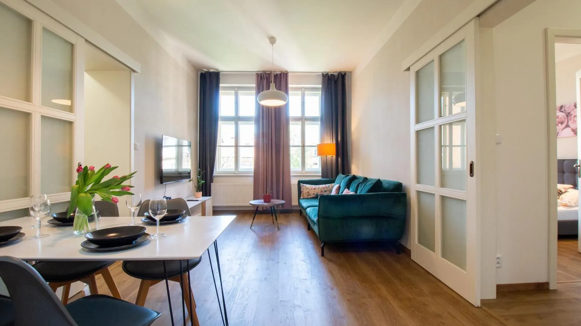 Stay Inn Apartments Ve Smeckah Praag